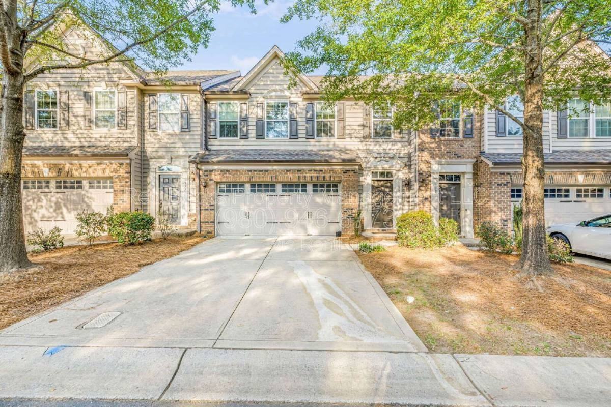 11937 Elizabeth Madison Ct