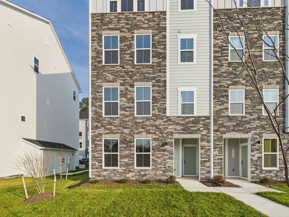 8029 Lake Laurel Ln #A - Photo 2 of 10