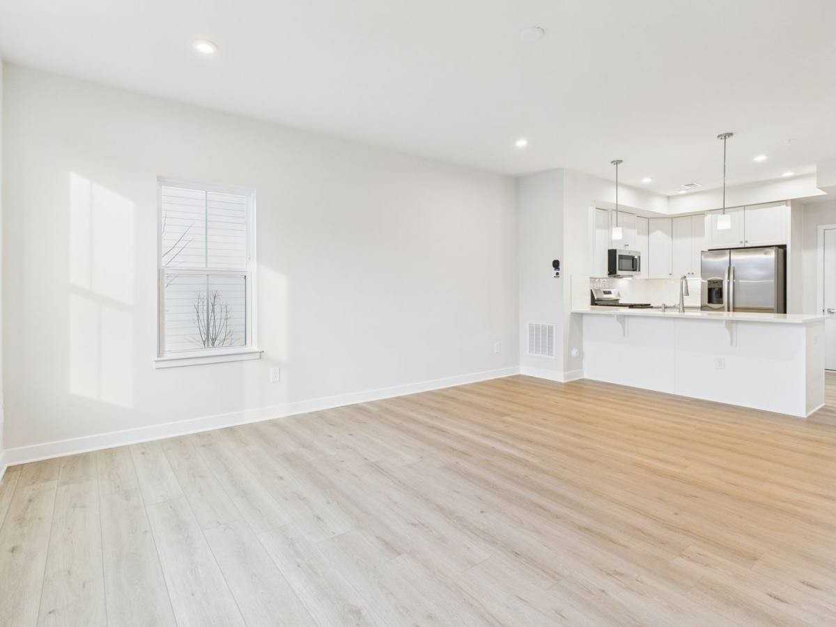 8029 Lake Laurel Ln #A - Photo 3 of 10