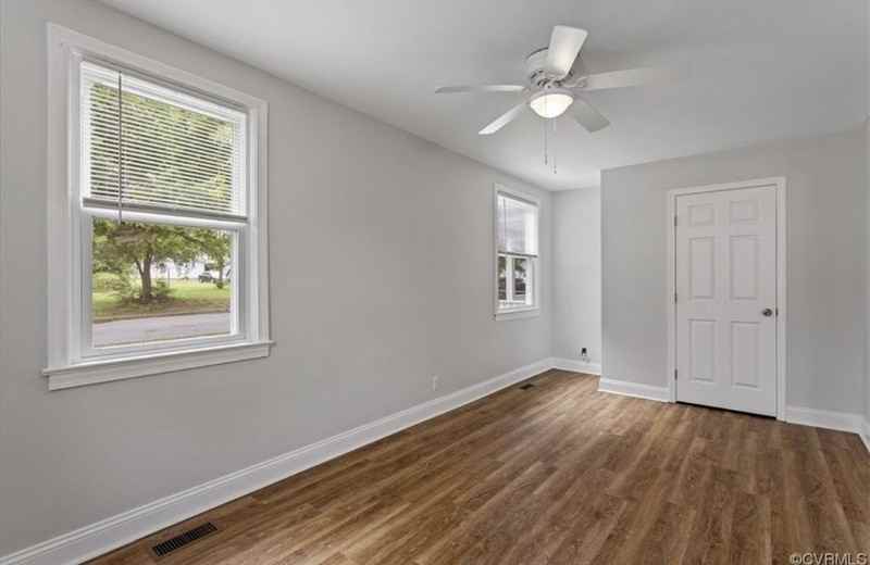 326 S 20th Ave - Photo 7 of 25