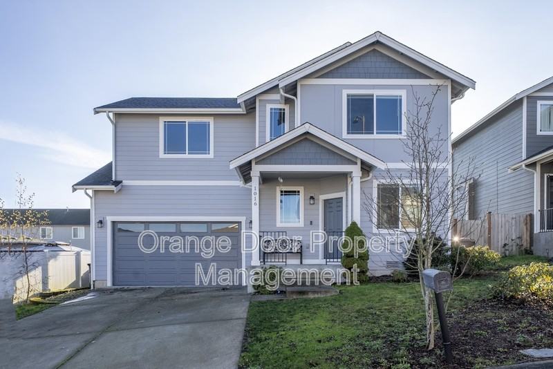 1016 E 43rd St - Photo 5 of 50