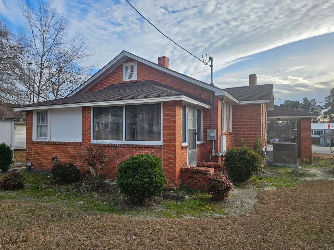 4851 Main St - Photo 2 of 20