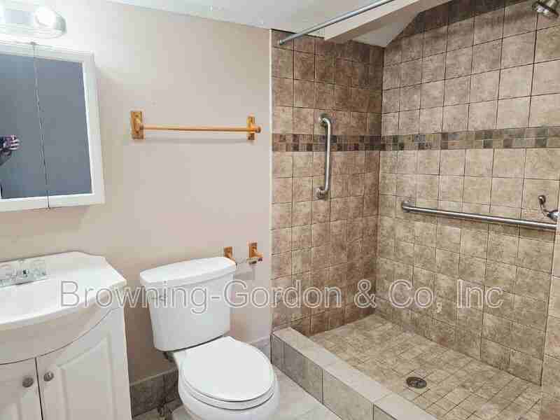 1705 11th Ave N - Photo 4 of 15