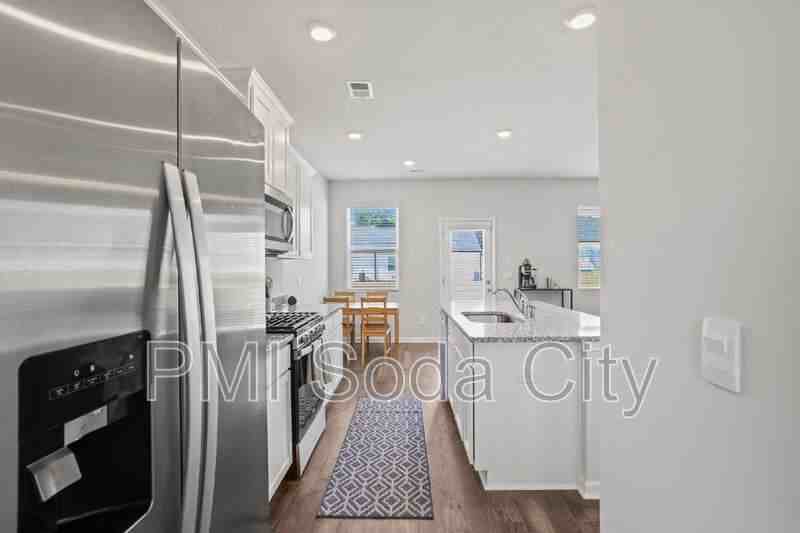 626 Quartz Ln - Photo 6 of 29