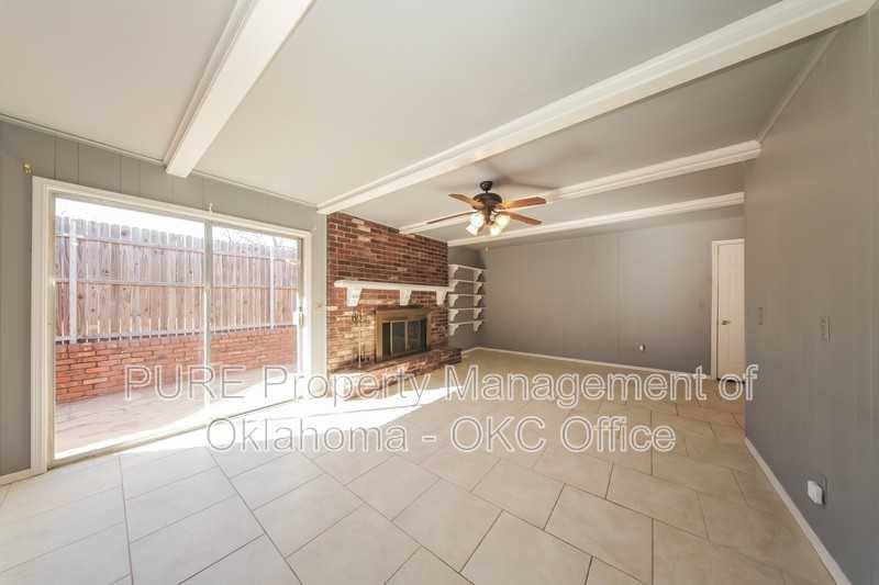 3826 Nw 64th St - Photo 3 of 18