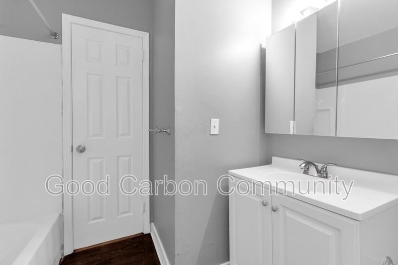 1073 Grant St #21 - Photo 6 of 14