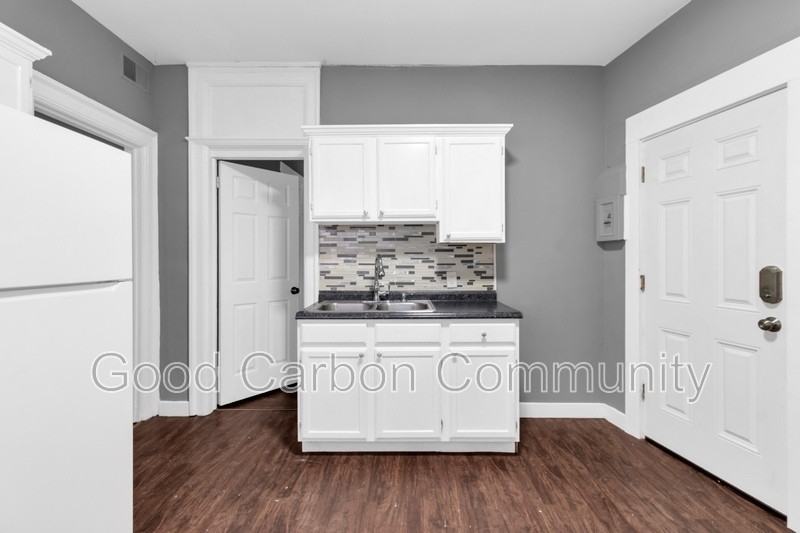 1073 Grant St #21 - Photo 2 of 14