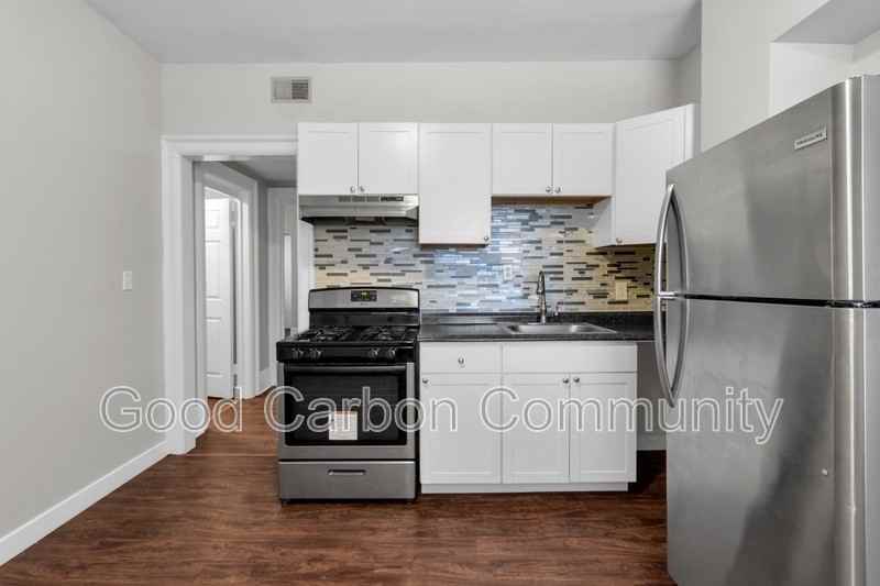 1073 Grant St #25 - Photo 2 of 14