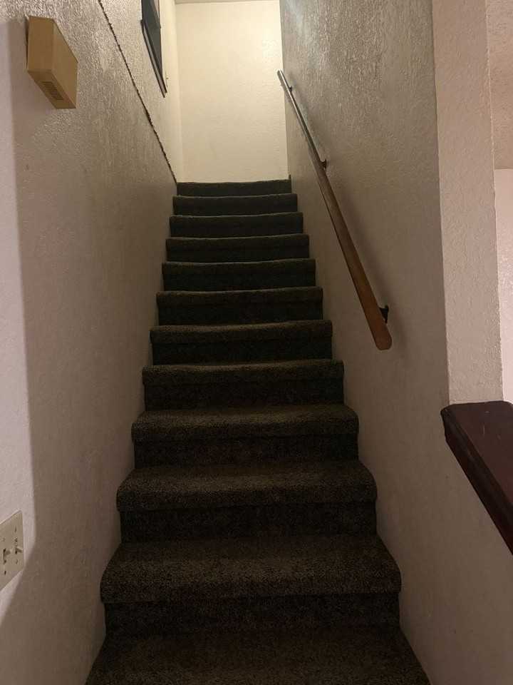 1166 N Eagle Ln - Photo 3 of 23