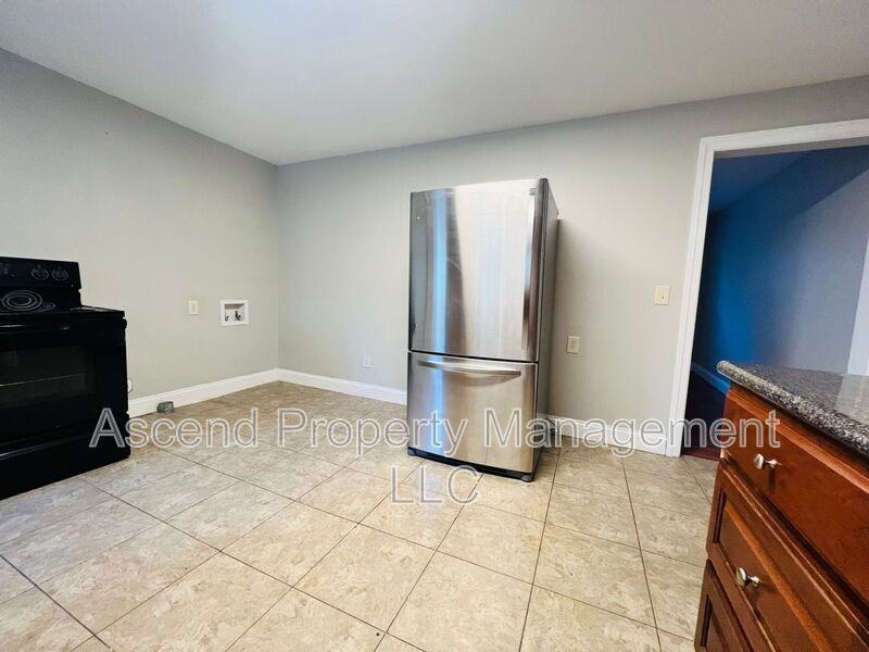 538 Gadd Rd - Photo 7 of 12