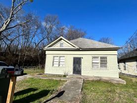 2103 Taylor St - Photo 1 of 1