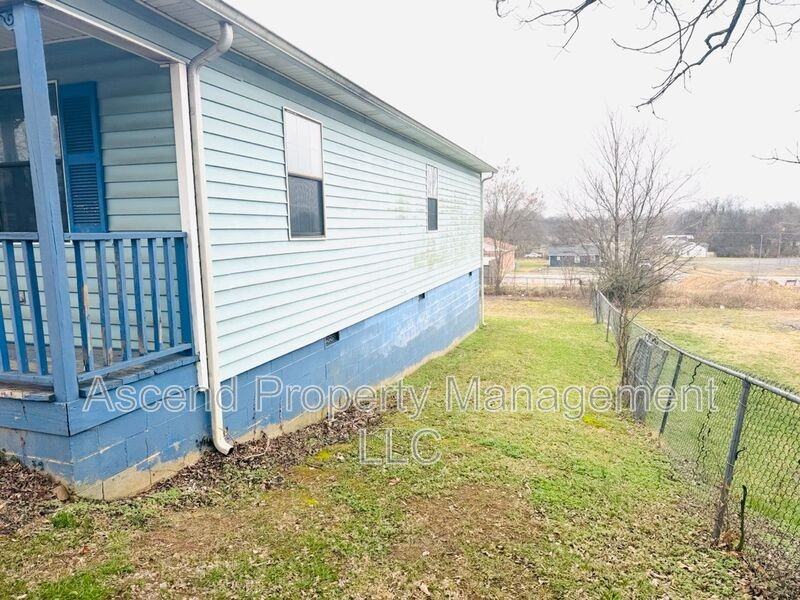 807 Arlington Ave - Photo 2 of 15