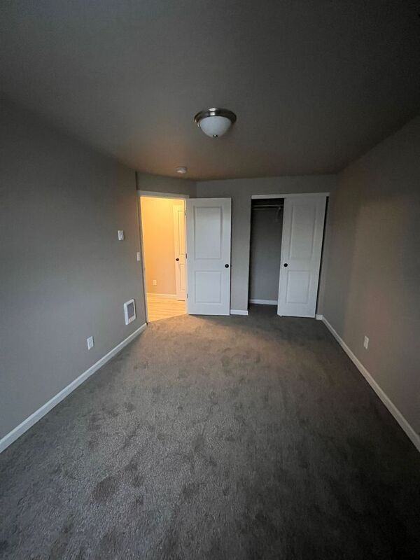 279 Lacasa St - Photo 2 of 14