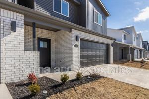 featured image of 717 Sun Meadow Dr #717