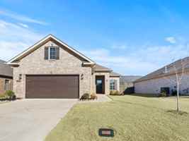 featured image of 9036 Mountain Preserve Blvd