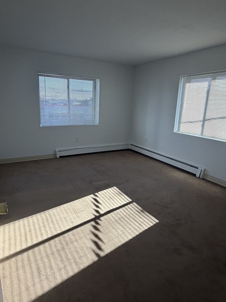 Main St #13 - Photo 2 of 6