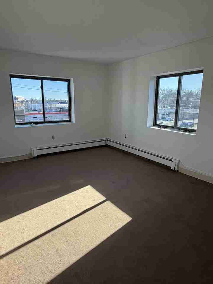 Main St #13 - Photo 5 of 6