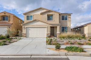 featured image of 4872 Goldfinch St