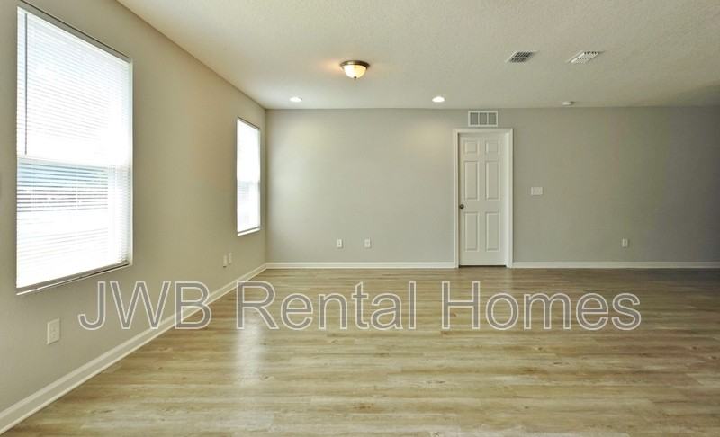 1843 Jefferson Rd - Photo 5 of 9