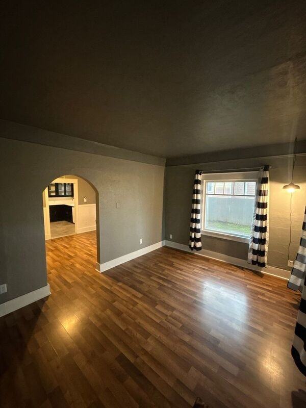 1017 Elm St Nw - Photo 2 of 35