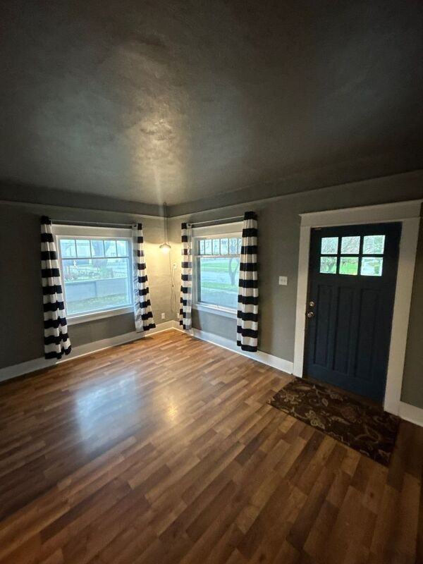 1017 Elm St Nw - Photo 3 of 35