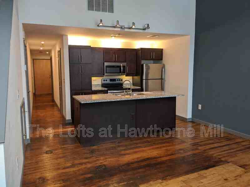 1101 Hawthorne Ln #232 - Photo 2 of 6