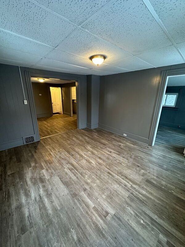 2180 West Blvd #UP - Photo 4 of 12