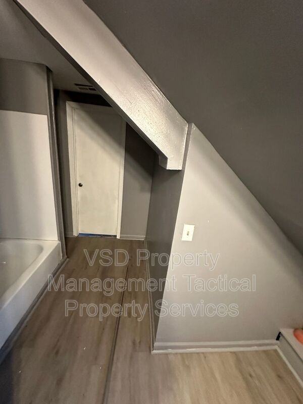 2180 West Blvd #UP - Photo 7 of 12