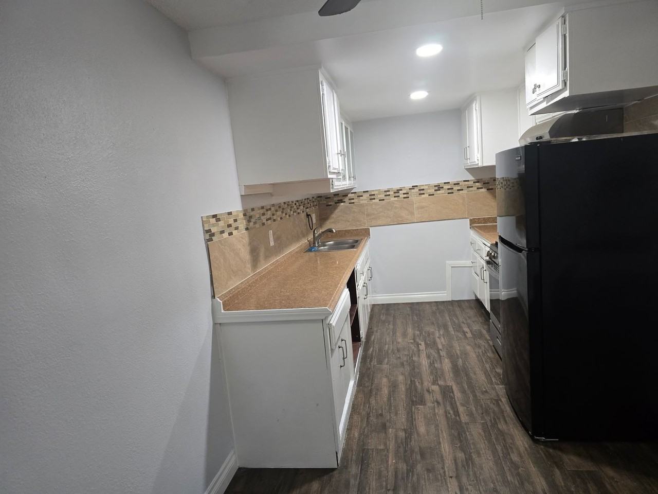 9155 Pacific Ave #208 - Photo 6 of 7