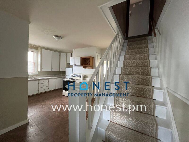 8 Lasalle St #2 - Photo 2 of 29