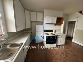 featured image of 8 Lasalle St #2