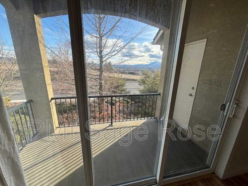 3127 Sterling Ridge Cir - Photo 7 of 33