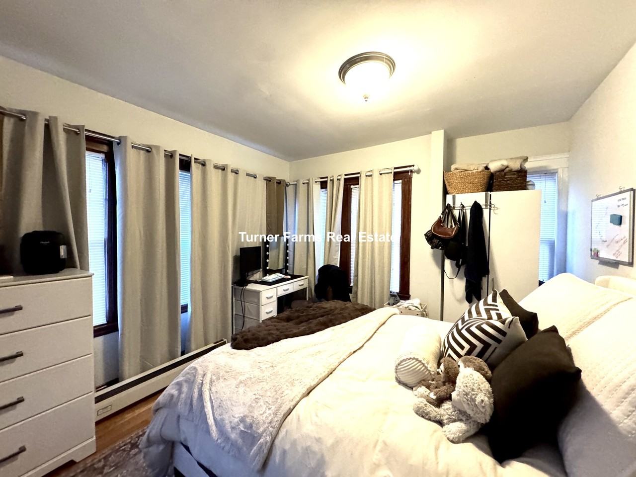 Calumet St - Photo 4 of 24