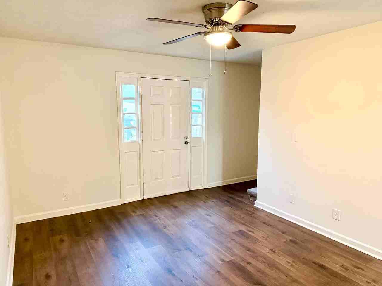 470 S Jeff Davis Dr #D - Photo 6 of 13