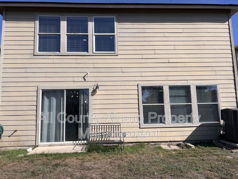 7431 Cedar Farm - Photo 5 of 45