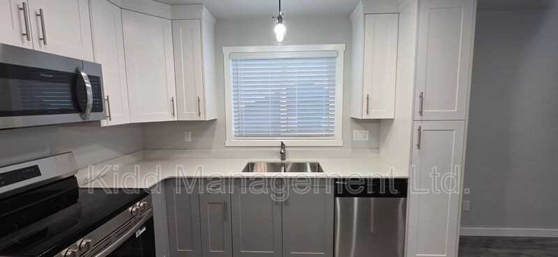 5620 Kidd Pl #A - Photo 7 of 19