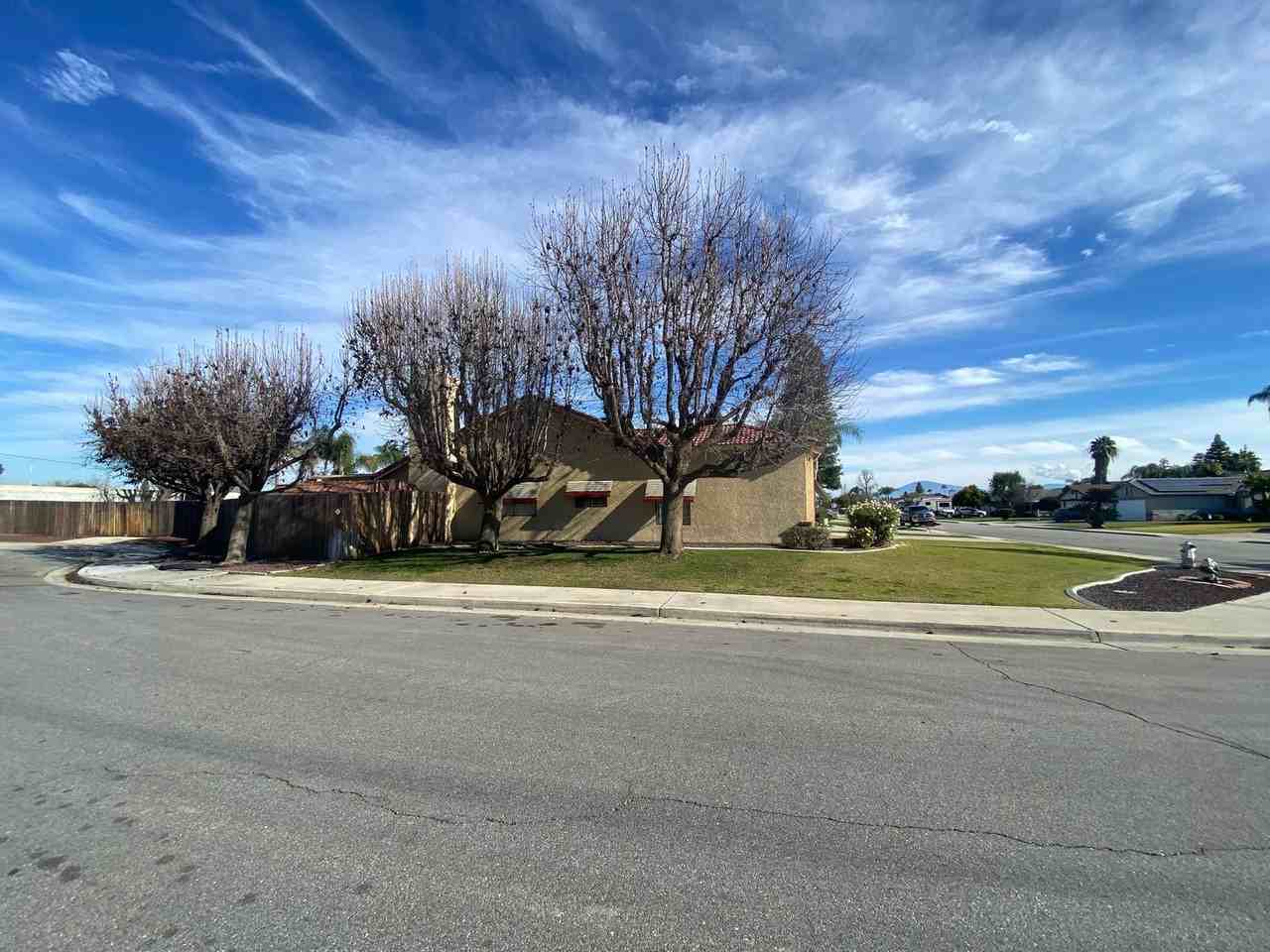 4304 Northwind Dr - Photo 5 of 50