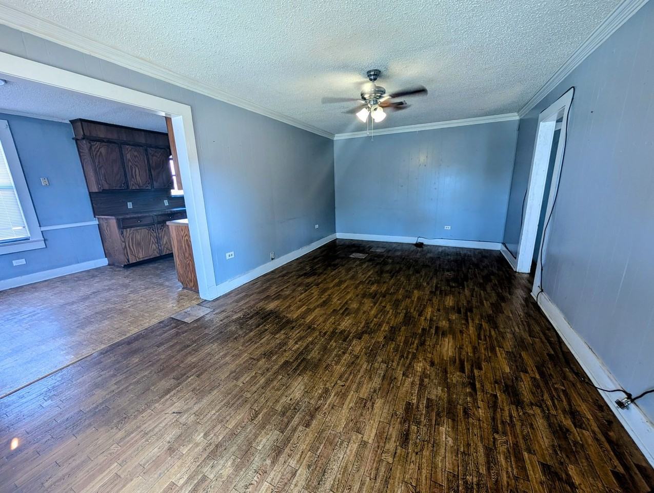 1206 Draughn St - Photo 2 of 6