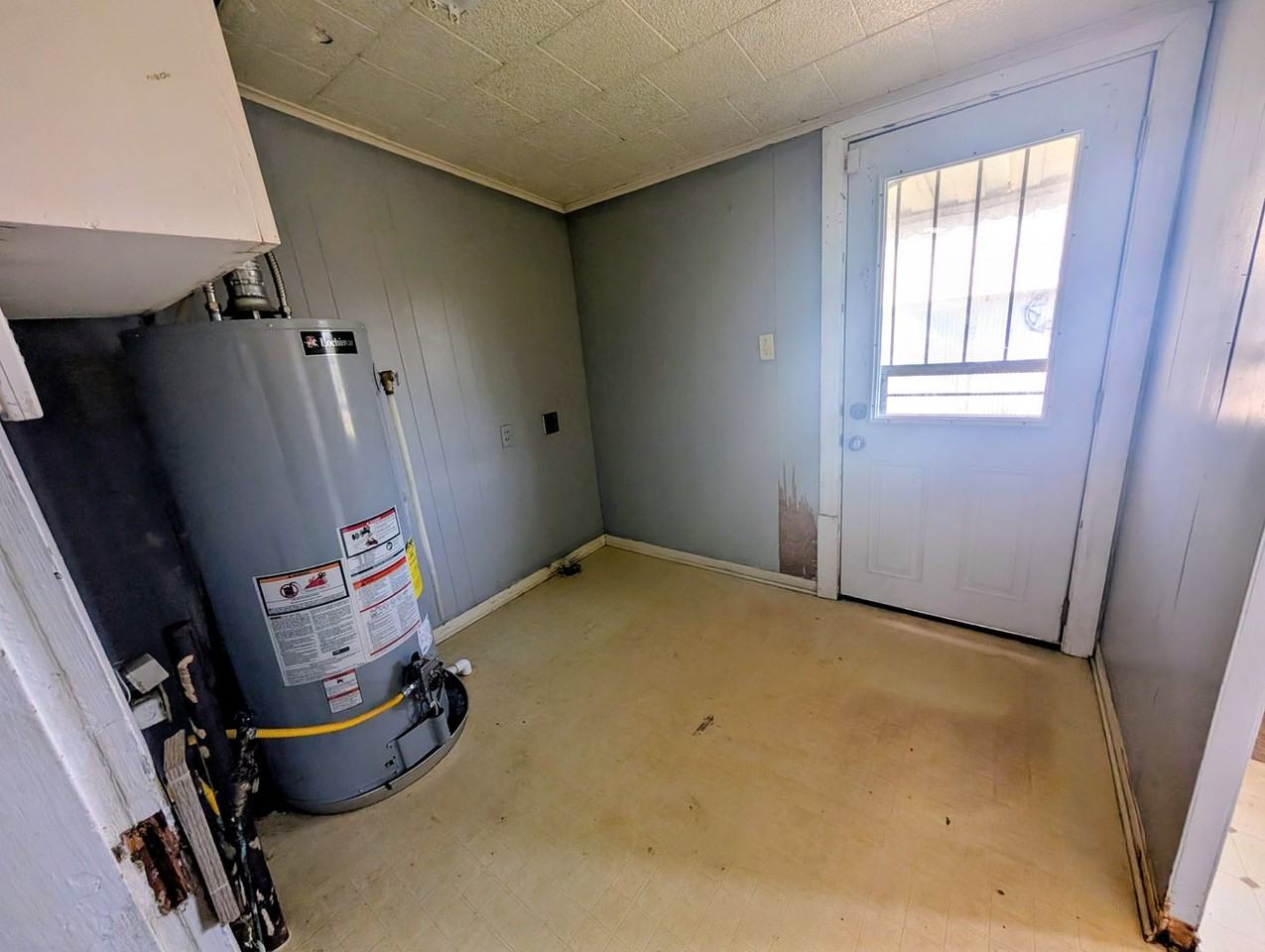 1206 Draughn St - Photo 6 of 6