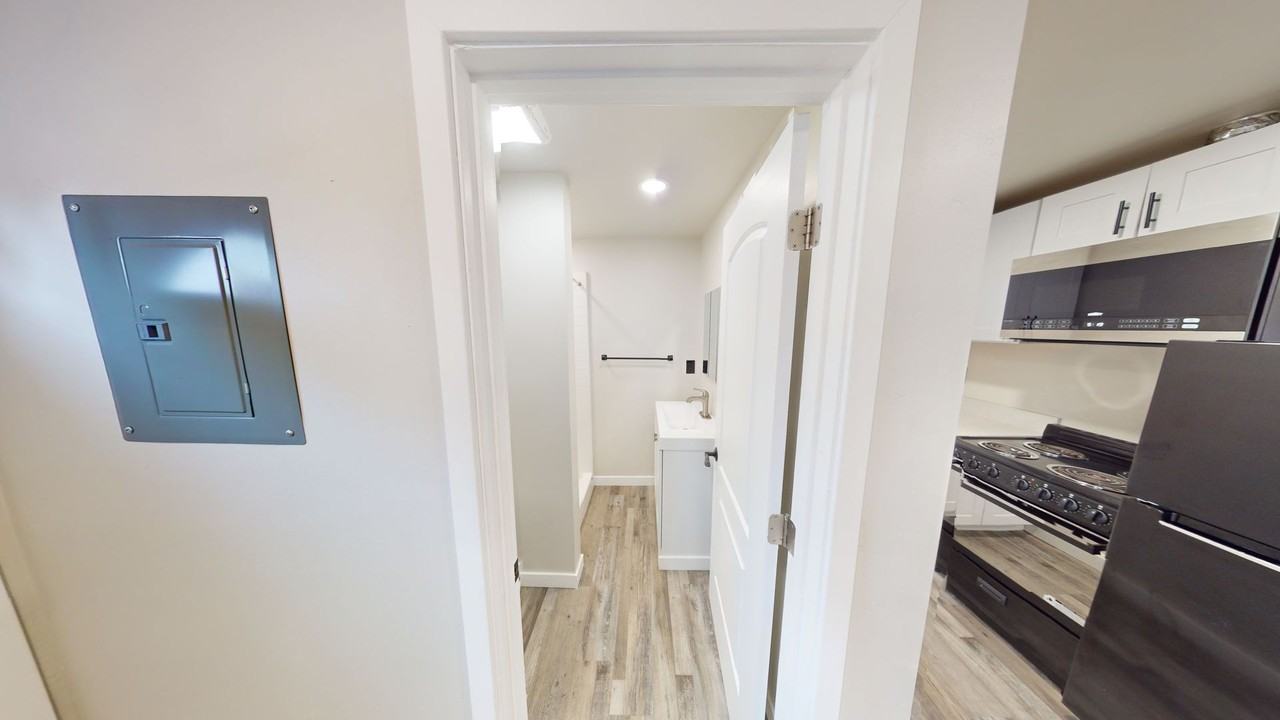 5168 Tipton St #A - Photo 6 of 13