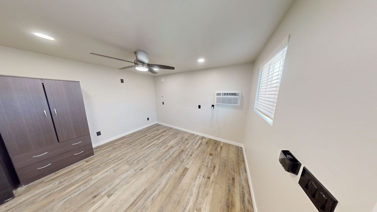 5168 Tipton St #A - Photo 7 of 13