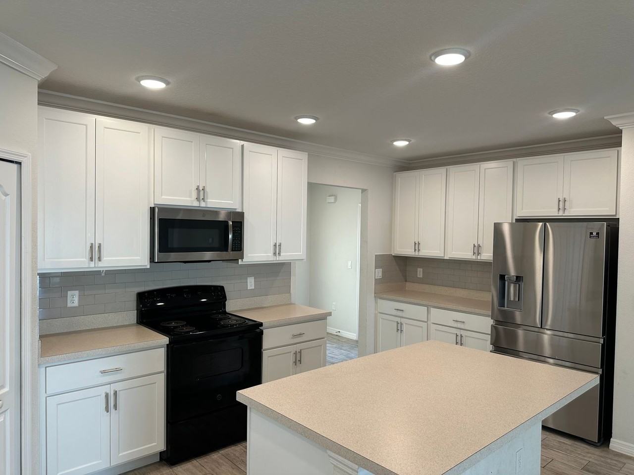 532 Pinecrest Loop - Photo 6 of 9