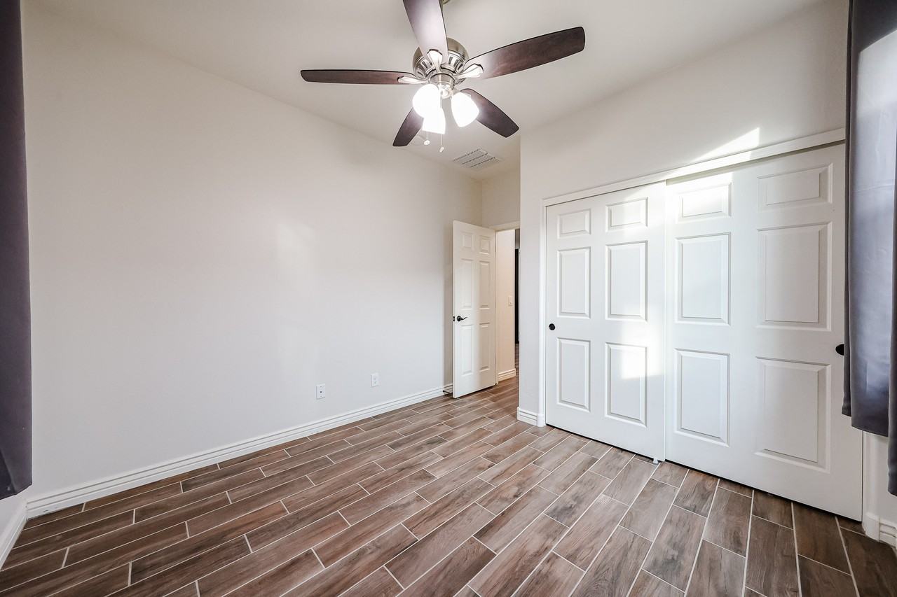 2616 W Perola Dr - Photo 7 of 50