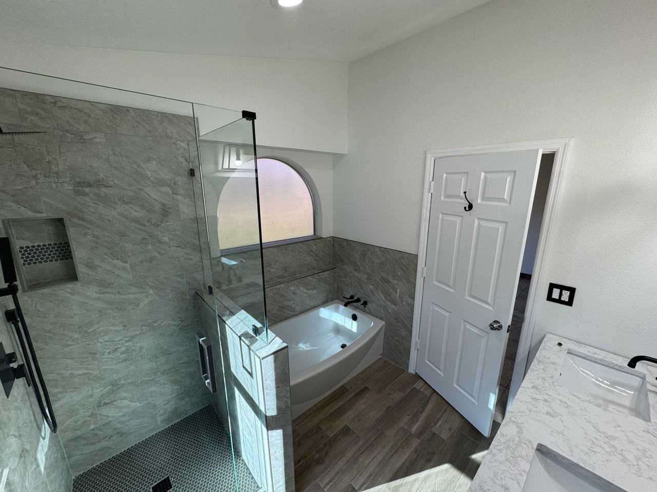 13854 N 30th St - Photo 6 of 29