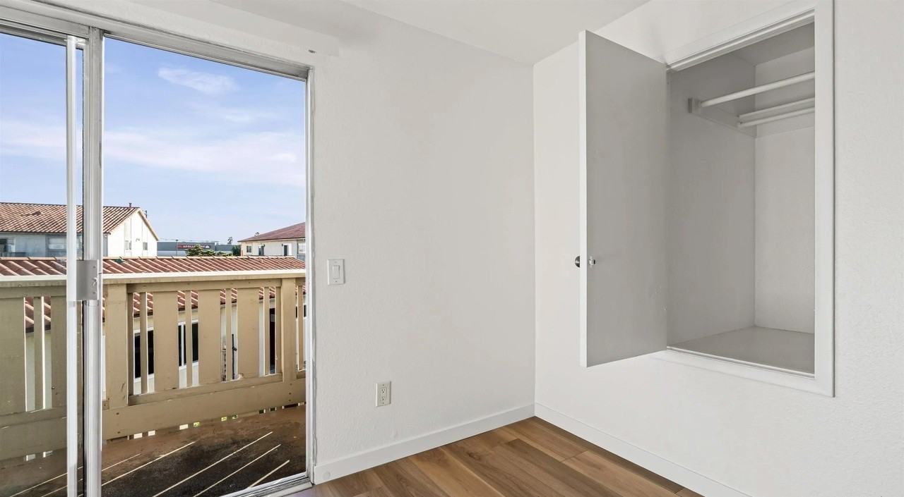 1551 Broadway - Photo 2 of 6