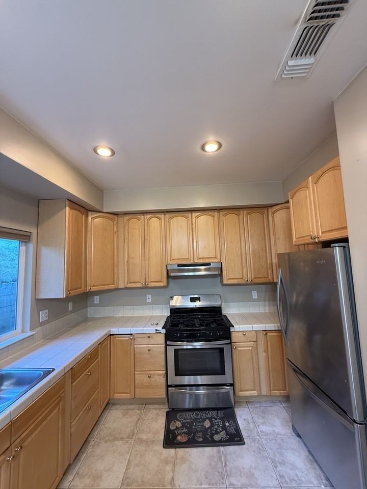 10401 Point Lakeview Rd #A - Photo 7 of 19