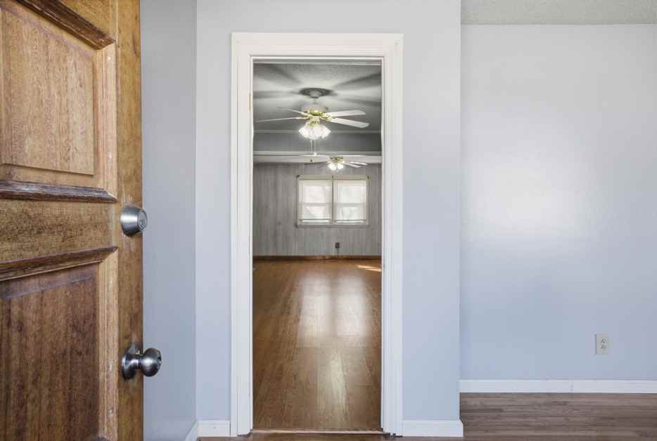 815 Bedrock Dr - Photo 5 of 49