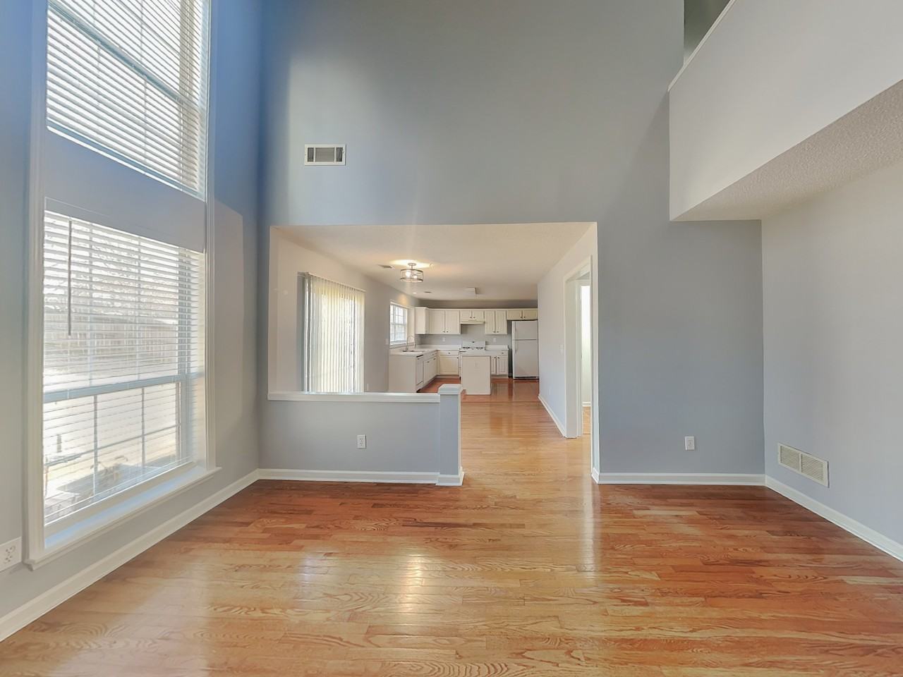 3562 Courtfield Trce Ne - Photo 3 of 19