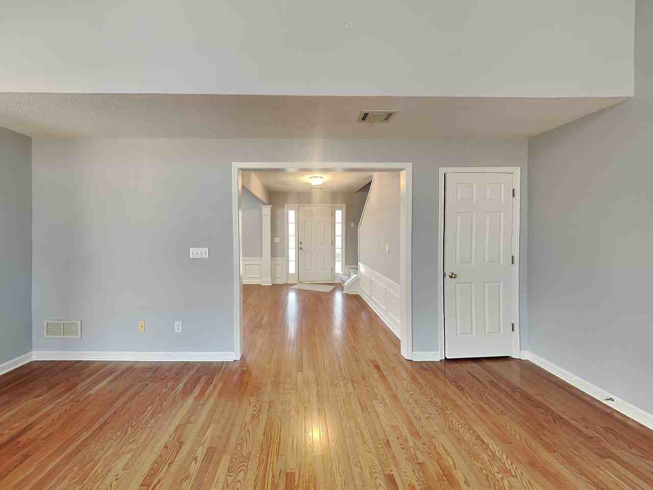 3562 Courtfield Trce Ne - Photo 4 of 19