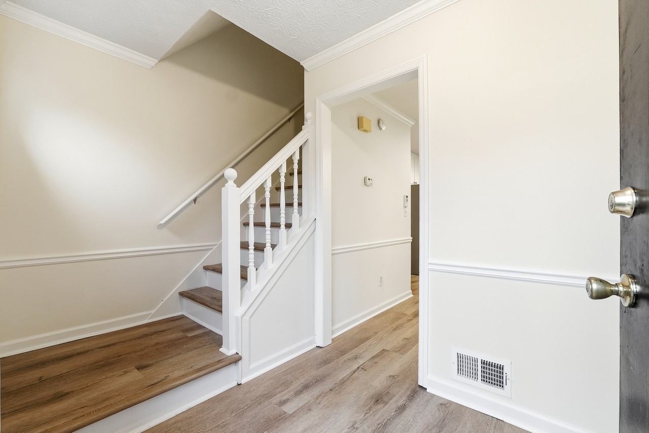 2950 Flintrock Way - Photo 2 of 25